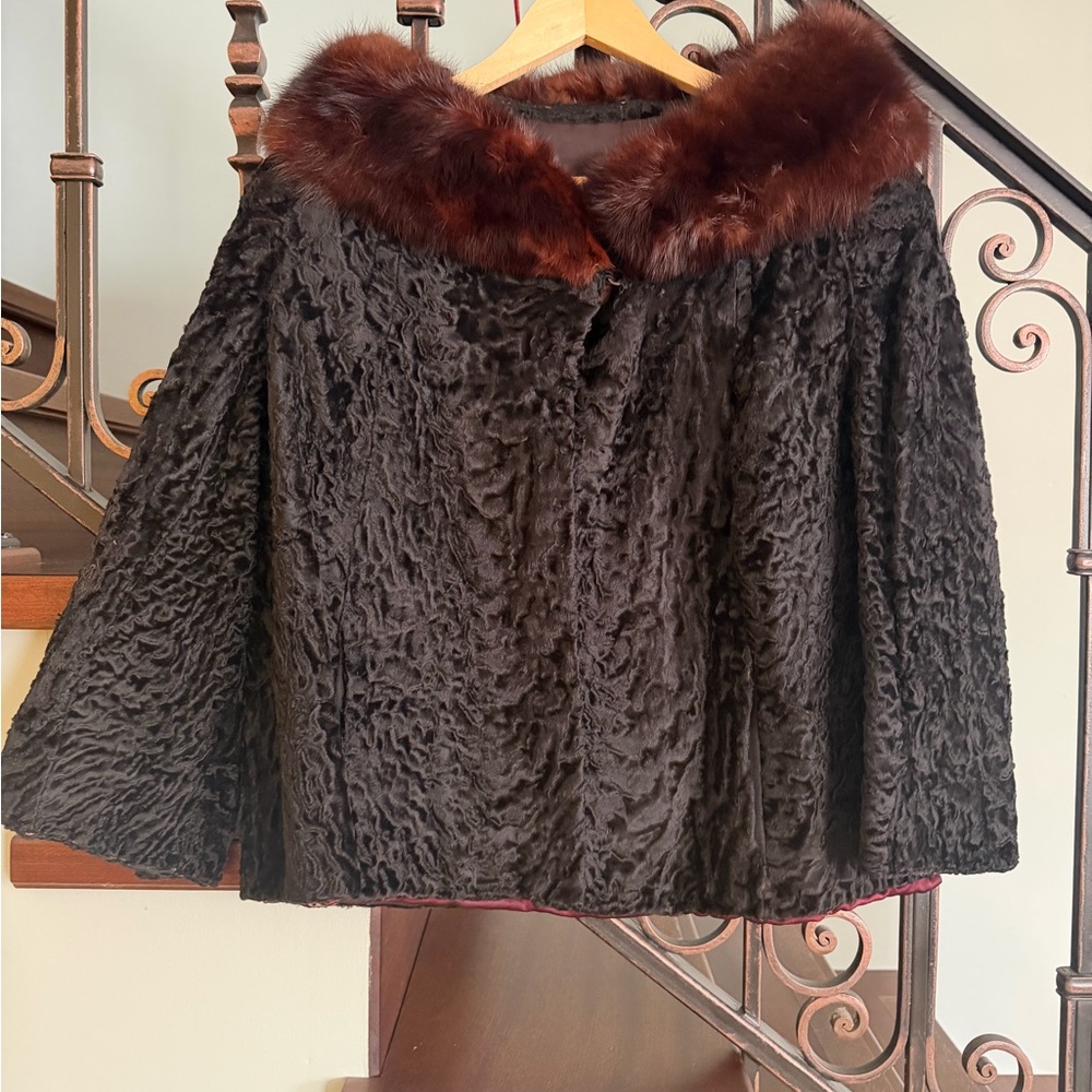 Elegant Brown Fur-Trimmed Women's Coat size Small